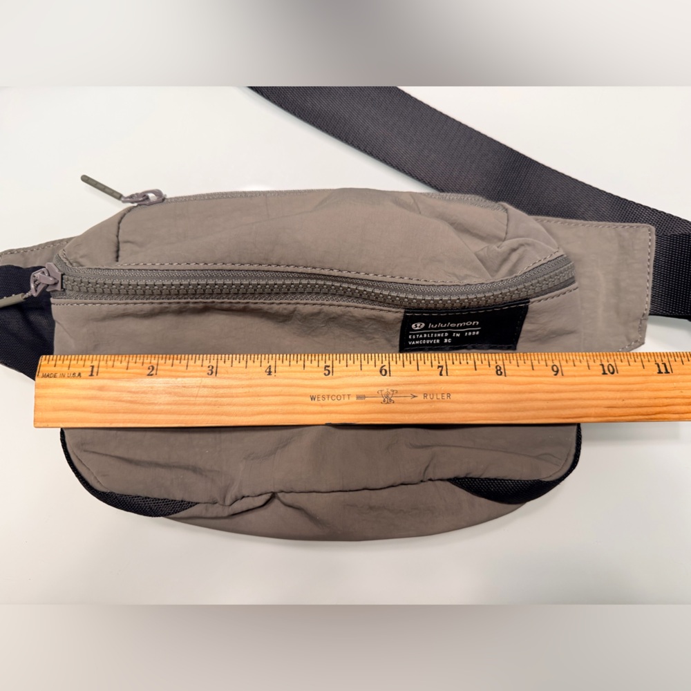 Lululemon Athletica Taupe Belt Bag - Picture 7 of 9